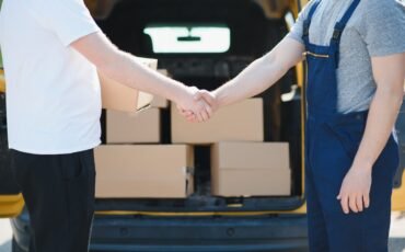 Delivery service send to customer receiving package